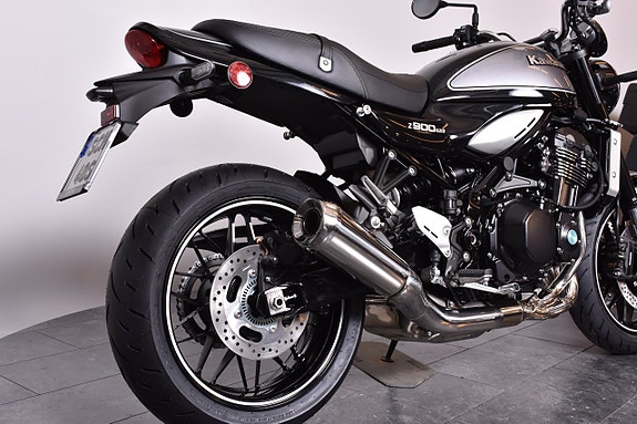 Kawasaki Z900RS ENDAST 1 EX! SPARA 15 600 Kr! 12 of 19