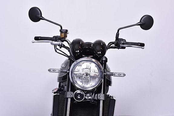 Kawasaki Z900RS ENDAST 1 EX! SPARA 15 600 Kr! 18 of 19