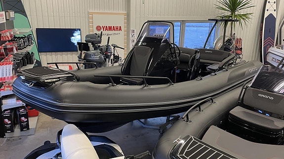 Grand GL 650 BE -26 Yamaha F 150 LCC -26 2 of 5