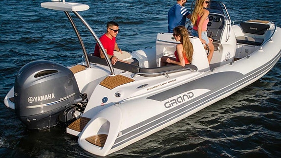 Grand GL 650 BE -26 Yamaha F 150 LCC -26 27 of 30