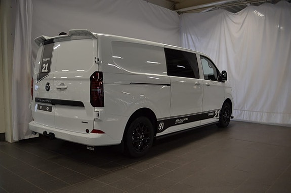 Volkswagen Transporter 3 of 5