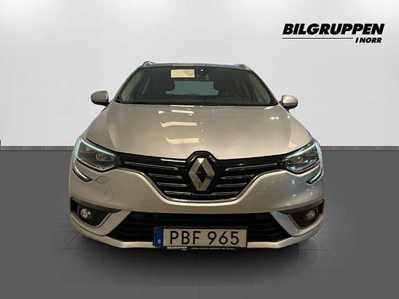 Renault Megane IV 3 of 5