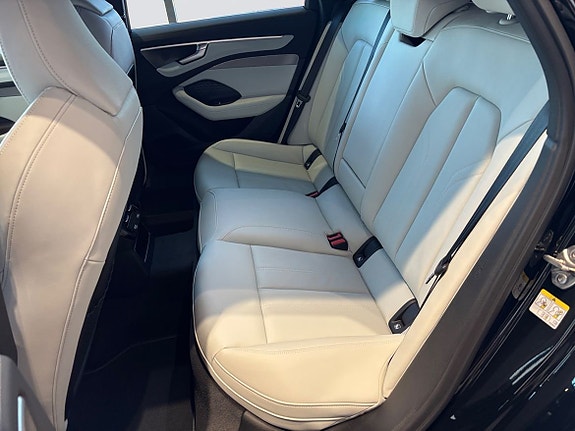 Audi A6 11 of 13