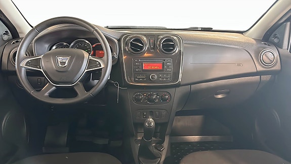 Dacia Logan 4 of 5