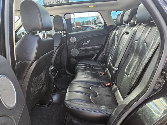 Land Rover Range Rover Evoque 19 of 21