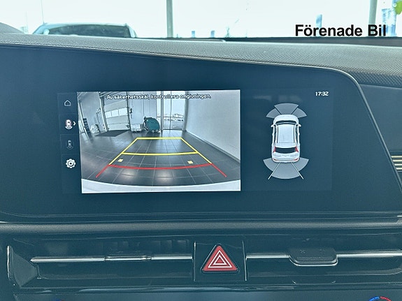 Kia Niro 11 of 16