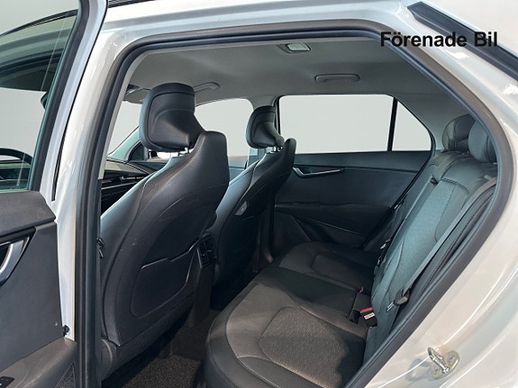 Kia Niro 9 of 16