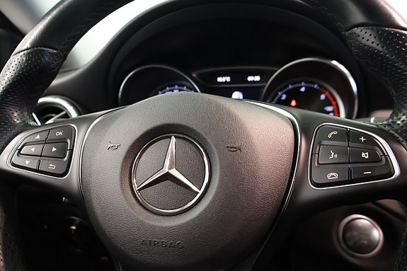 Mercedes-Benz CLA220 d 11 of 17