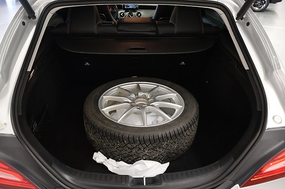 Mercedes-Benz CLA220 d 16 of 17
