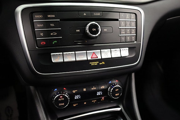 Mercedes-Benz CLA220 d 14 of 17