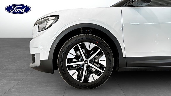 Ford Explorer 9 of 10