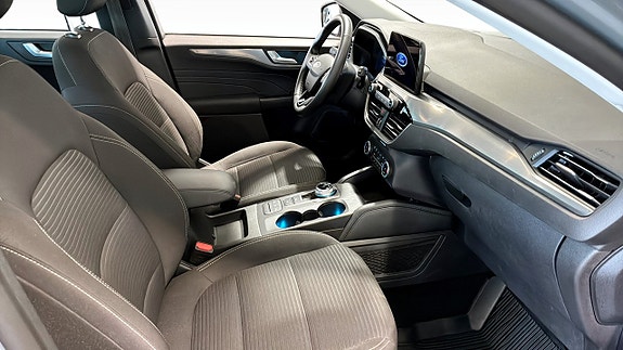 Ford Kuga 3 of 12