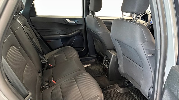 Ford Kuga 5 of 12