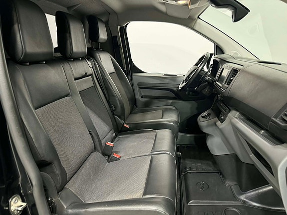 Opel Vivaro 5 of 5