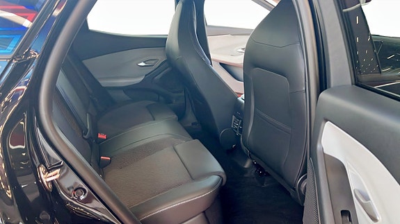 Ford Explorer 5 of 9