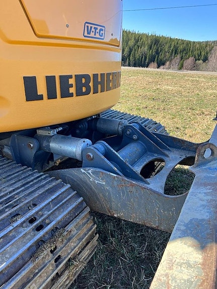 Liebherr R914 Compact EC-oil 3 skopor 15 of 19