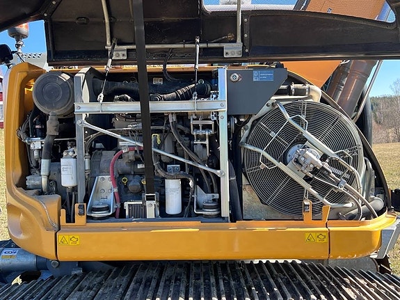 Liebherr R914 Compact EC-oil 3 skopor 13 of 19