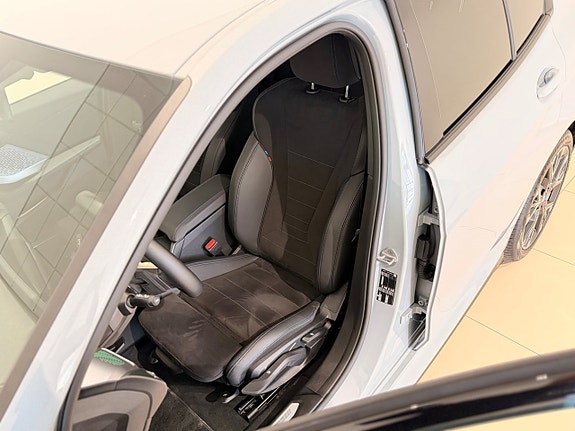 BMW 120 5 of 13