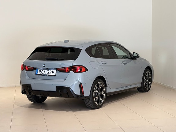BMW 120 11 of 13
