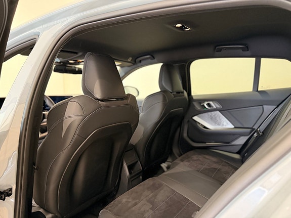 BMW 120 7 of 13