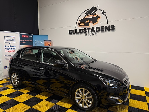 Peugeot 308 3 of 5