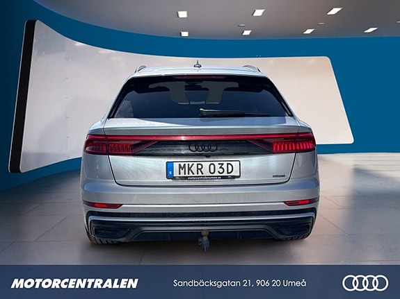 Audi Q8 5 of 15