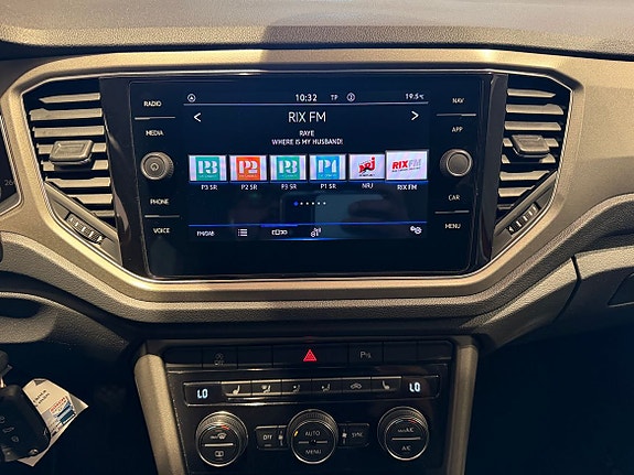 Volkswagen T-Roc 9 of 18