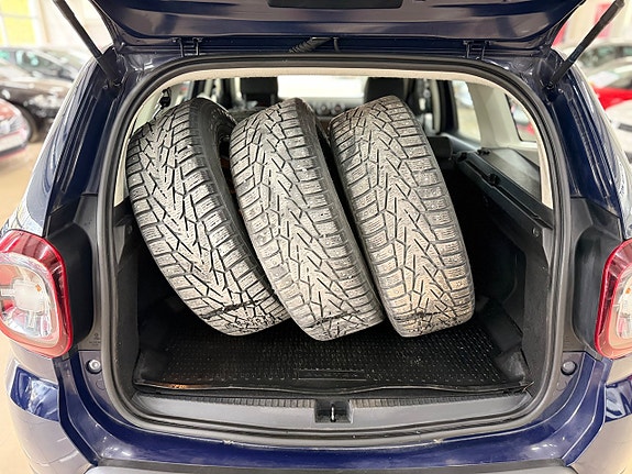 Dacia Duster 10 of 16
