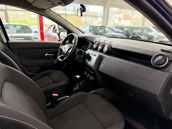 Dacia Duster 8 of 16
