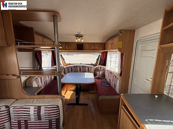 Adria CLASSICA 743 UP med dinette och överbäddsskåp -07 9 of 21