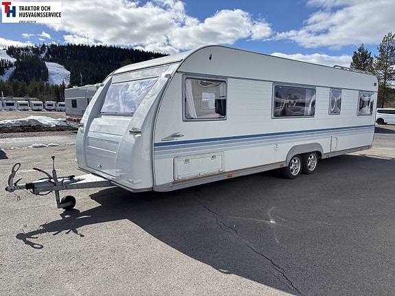 Adria CLASSICA 743 UP med dinette och överbäddsskåp -07 3 of 21