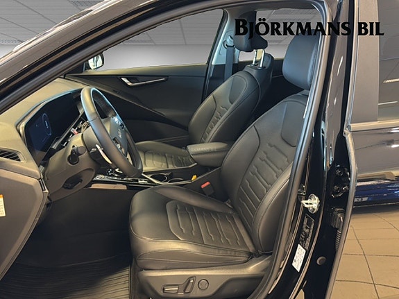 Kia Niro 8 of 14