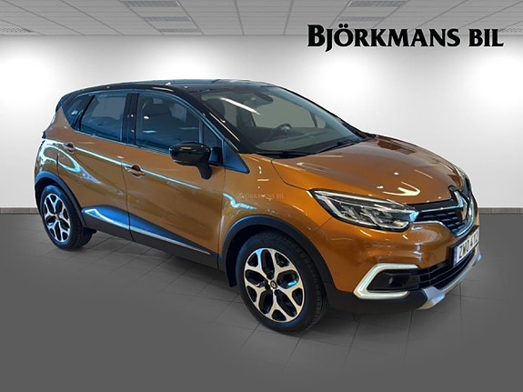 Renault Captur 3 of 5