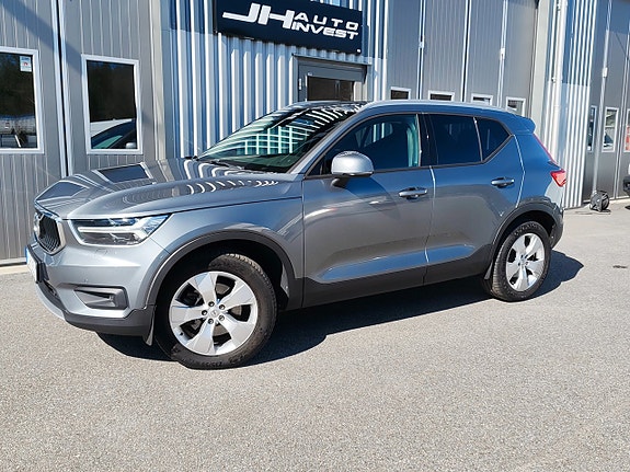 Volvo XC40 9 of 25