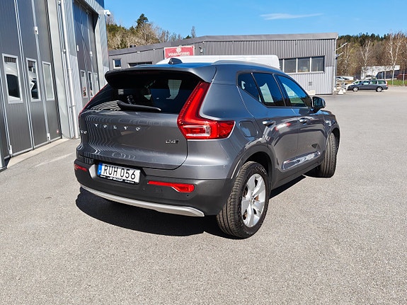Volvo XC40 6 of 25