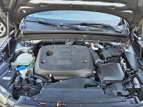 Volvo XC40 25 of 25