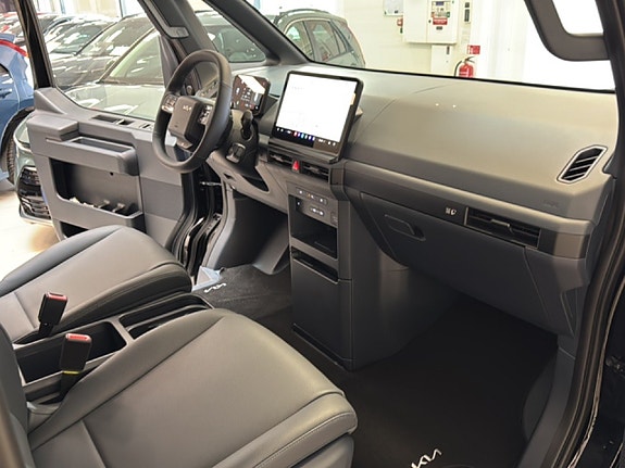 Kia PV5 17 of 21