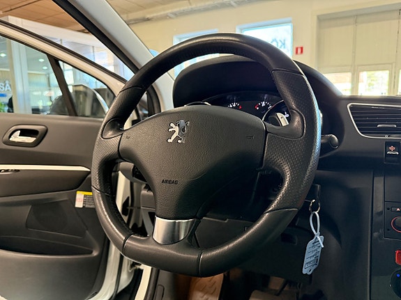 Peugeot 3008 11 of 23