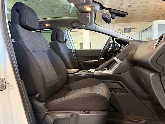 Peugeot 3008 18 of 23