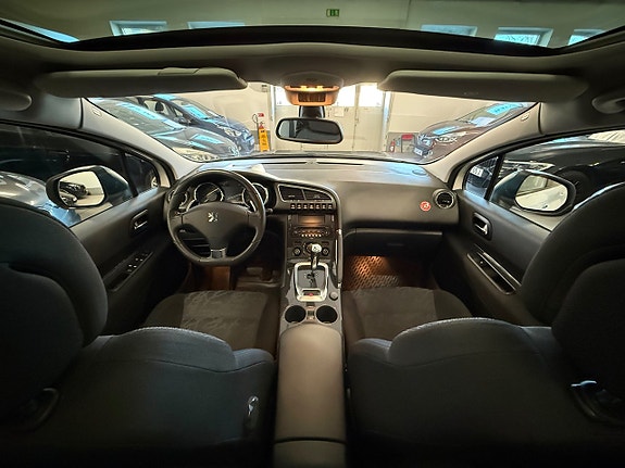 Peugeot 3008 12 of 23