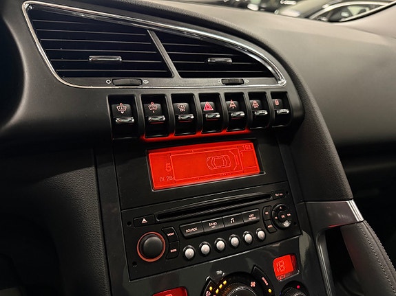 Peugeot 3008 16 of 23
