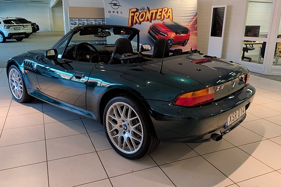 BMW Z3 2 of 5