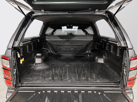 Isuzu D-max 6 of 23