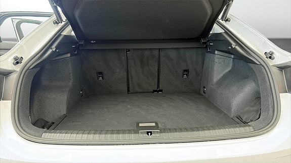 Audi Q3 12 of 13
