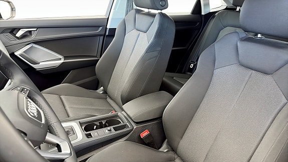 Audi Q3 8 of 13