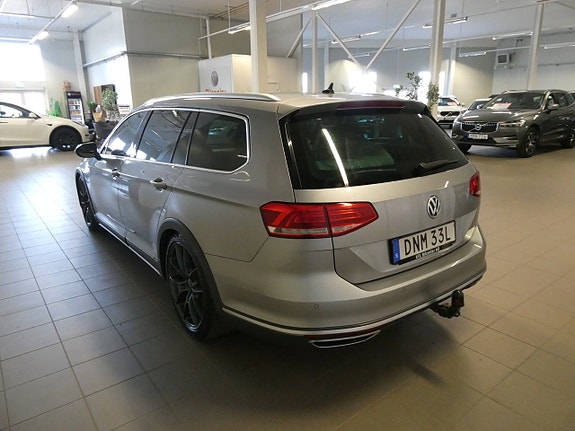 Volkswagen Passat Alltrack 5 of 5