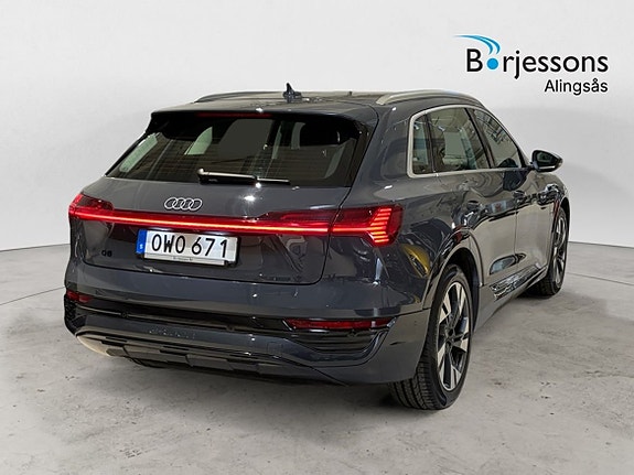 Audi Q8 e-tron 4 of 5