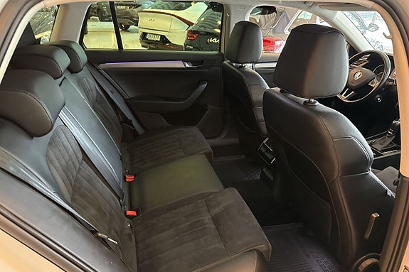 Skoda Superb 22 of 24