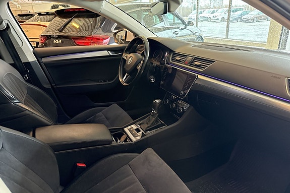 Skoda Superb 18 of 24