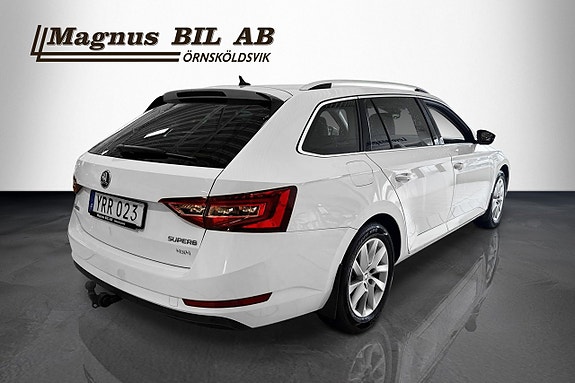 Skoda Superb 3 of 5